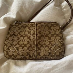 Authentic Coach signature wristlet beige/brown